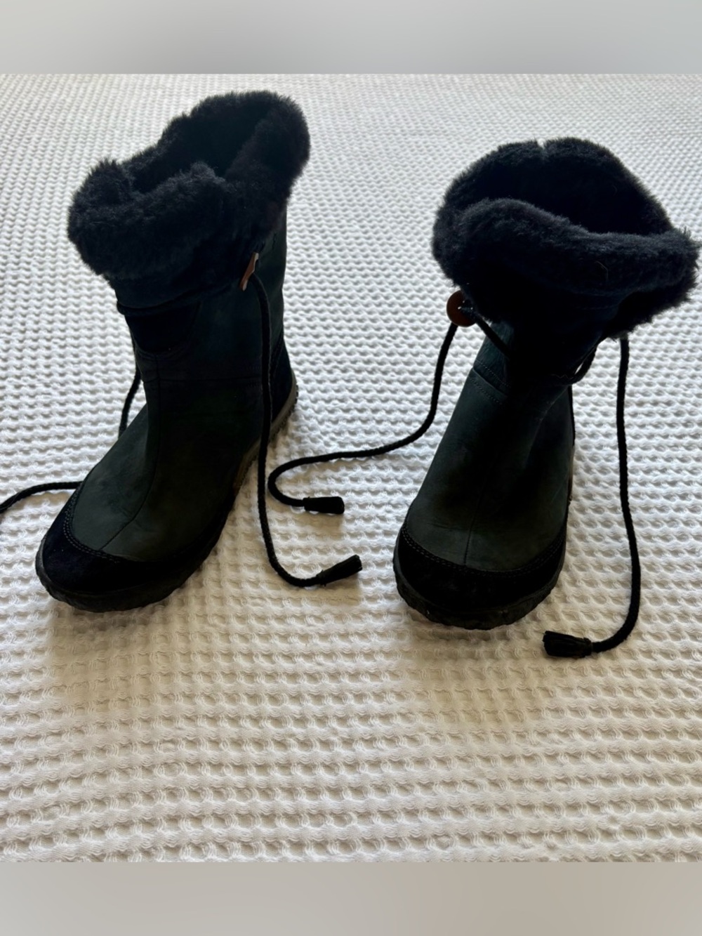 RARE Cushe Boutique Fireside WP Waterproof Boots | Black Leather | Size 6